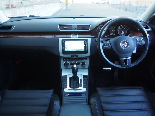 VOLKSWAGEN PASSAT AL 2014 Image 31