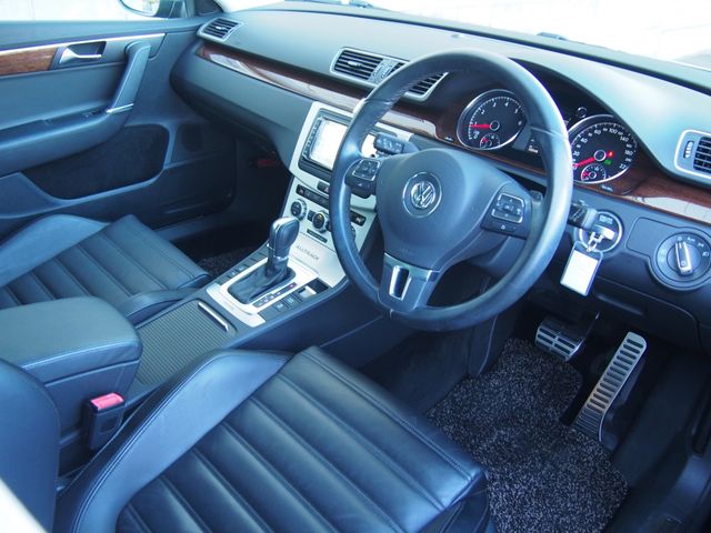 VOLKSWAGEN PASSAT AL 2014 Image 31