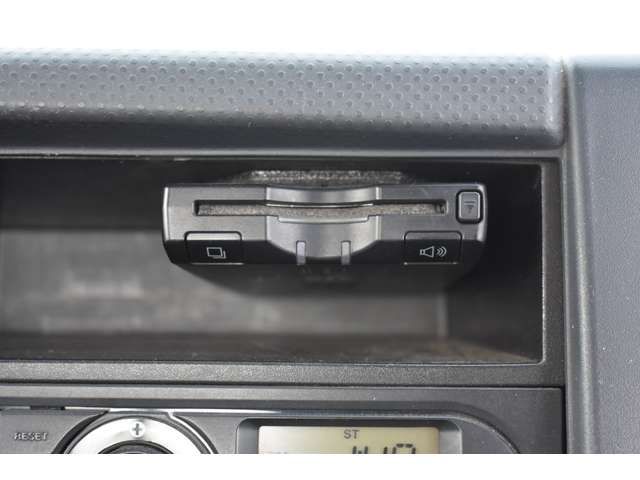 ISUZU ELF 2015 Image 31