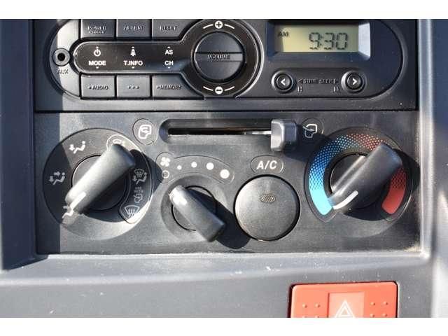 ISUZU ELF 2015 Image 31