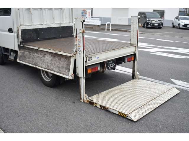 MITSUBISHI CANTER 2017 Image 31