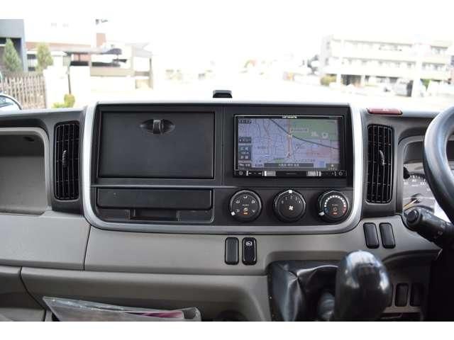 MITSUBISHI CANTER 2017 Image 31