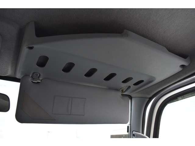 MITSUBISHI CANTER 2017 Image 31