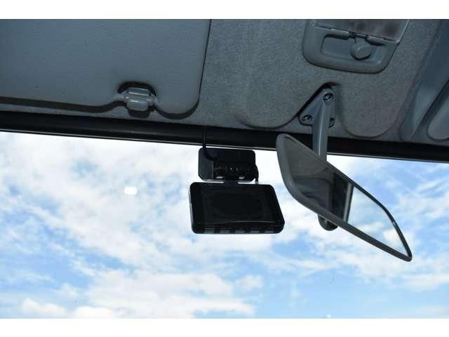 MITSUBISHI CANTER 2017 Image 31