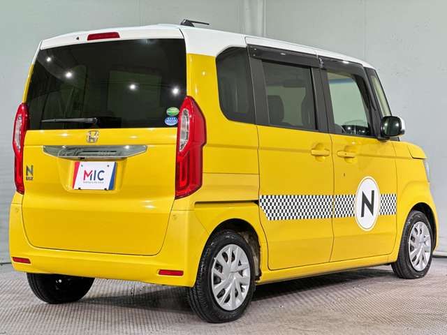 HONDA N BOX 2017 Image 31