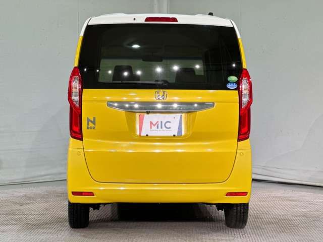 HONDA N BOX 2017 Image 31