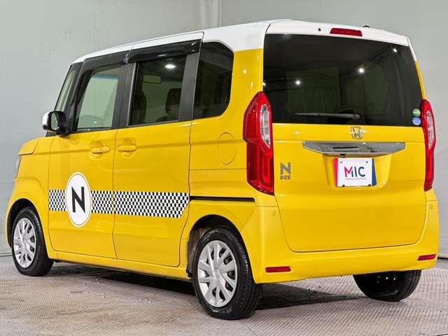 HONDA N BOX 2017 Image 31