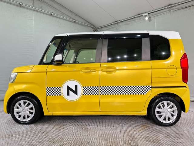 HONDA N BOX 2017 Image 31