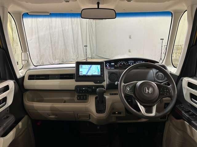 HONDA N BOX 2017 Image 31