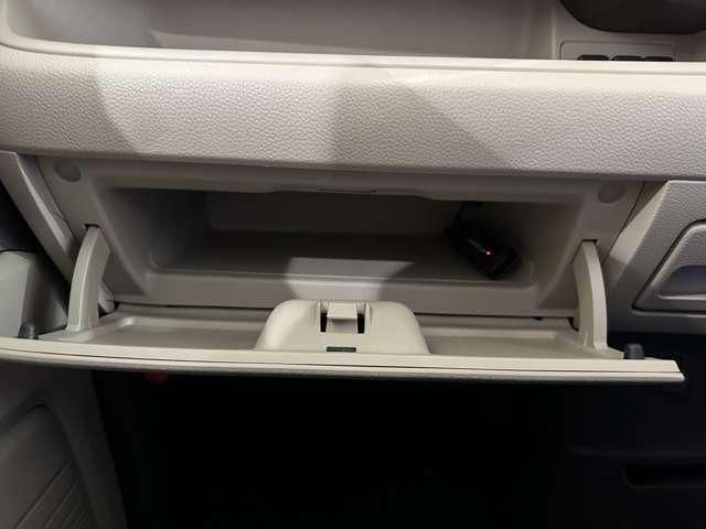 HONDA N BOX 2017 Image 31