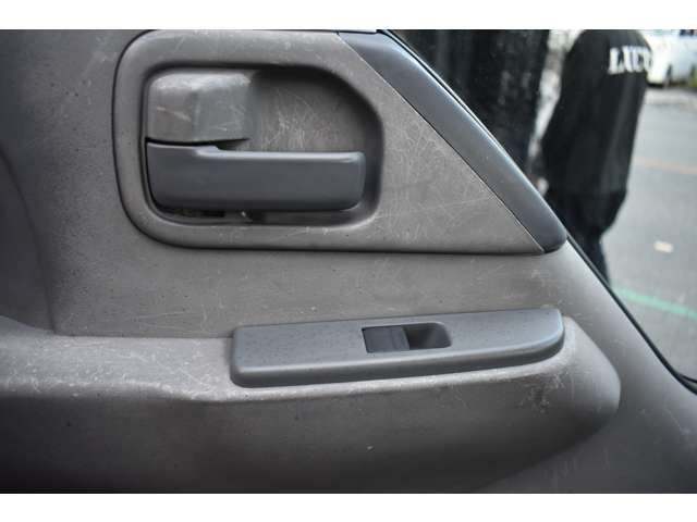 ISUZU ELF 2014 Image 31