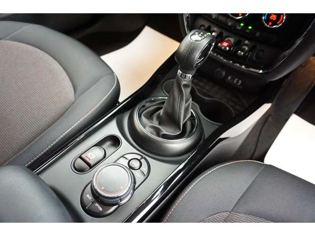 BMW MINI COOPER CLUB 2016 Image 31