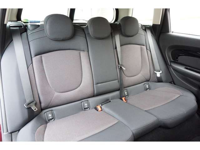 BMW MINI COOPER CLUB 2016 Image 31