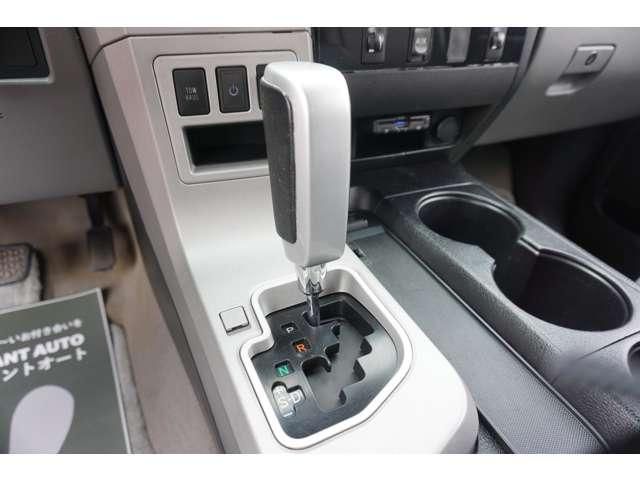 TOYOTA TANDORA 4WD 0 Image 31