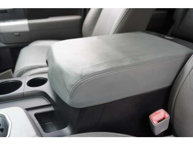 TOYOTA TANDORA 4WD 0 Image 31