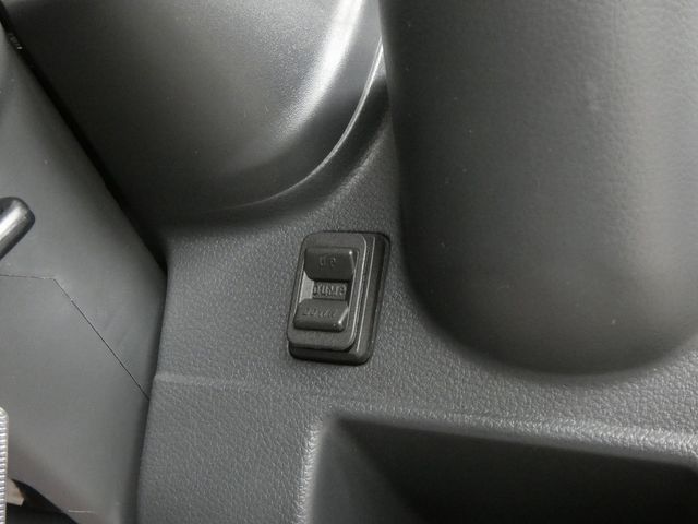 SUZUKI CARRY TRUCK 4WD 2023 Image 31