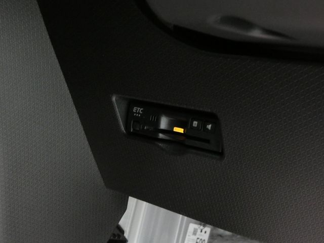 DAIHATSU TANTO CUSTOM 4WD 2025 Image 31