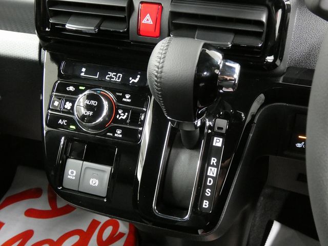 DAIHATSU TANTO CUSTOM 4WD 2025 Image 31