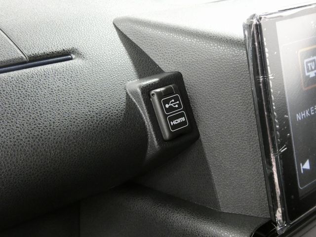 DAIHATSU TANTO CUSTOM 4WD 2025 Image 31