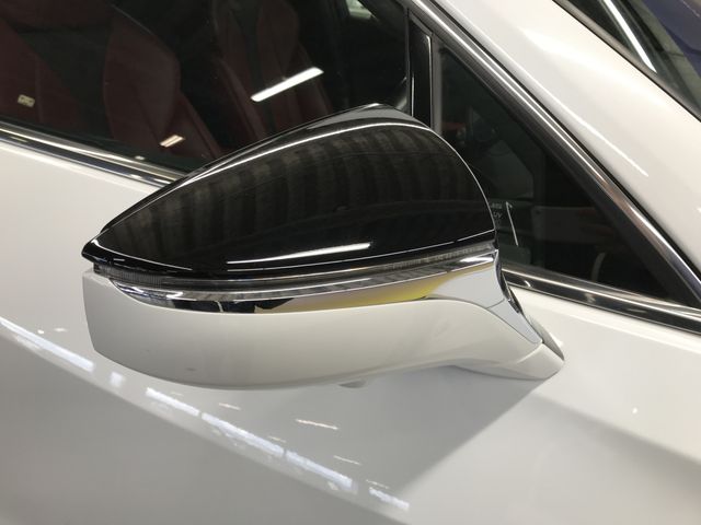 TOYOTA LEXUS UX250H 2019 Image 31