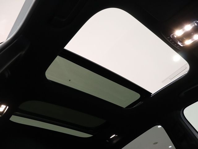 MERCEDES BENZ GLA CL 2022 Image 31