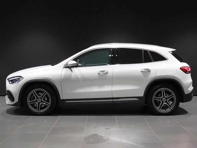 MERCEDES BENZ GLA CL 2022 Image 31