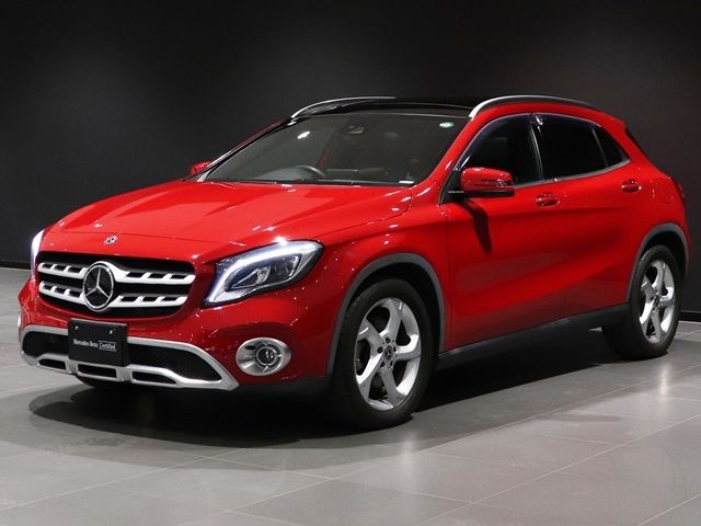 MERCEDES BENZ GLA CL 2018 Image 31