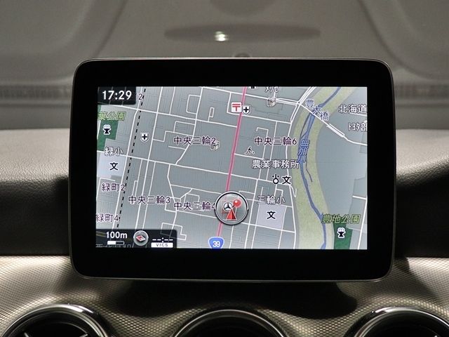 MERCEDES BENZ GLA CL 2018 Image 31