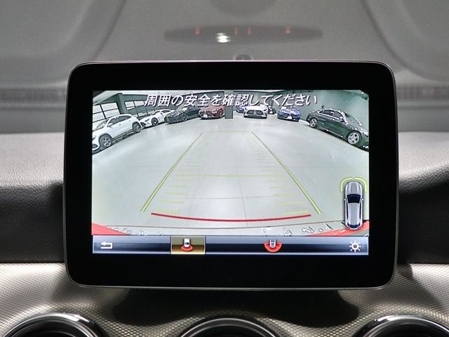 MERCEDES BENZ GLA CL 2018 Image 31