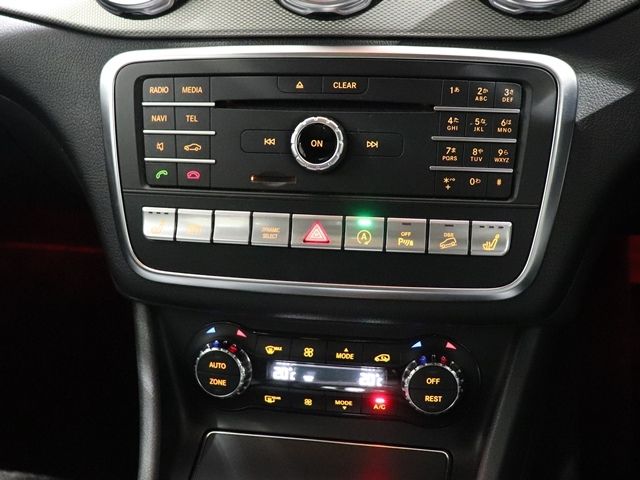 MERCEDES BENZ GLA CL 2018 Image 31