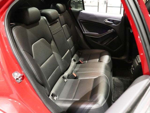 MERCEDES BENZ GLA CL 2018 Image 31