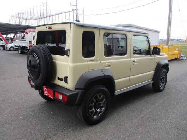 SUZUKI JIMNY NOMADE 2025 Image 31