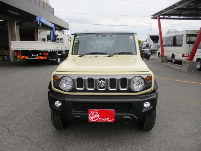 SUZUKI JIMNY NOMADE 2025 Image 31