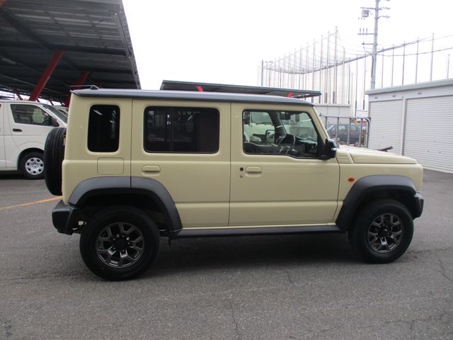 SUZUKI JIMNY NOMADE 2025 Image 31