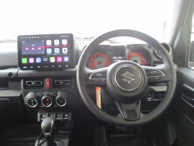 SUZUKI JIMNY NOMADE 2025 Image 31