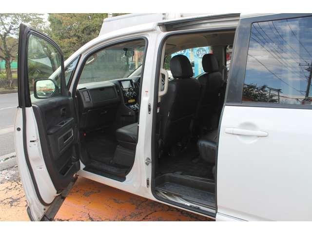 MITSUBISHI DELICA D:5 4WD 2015 Image 31