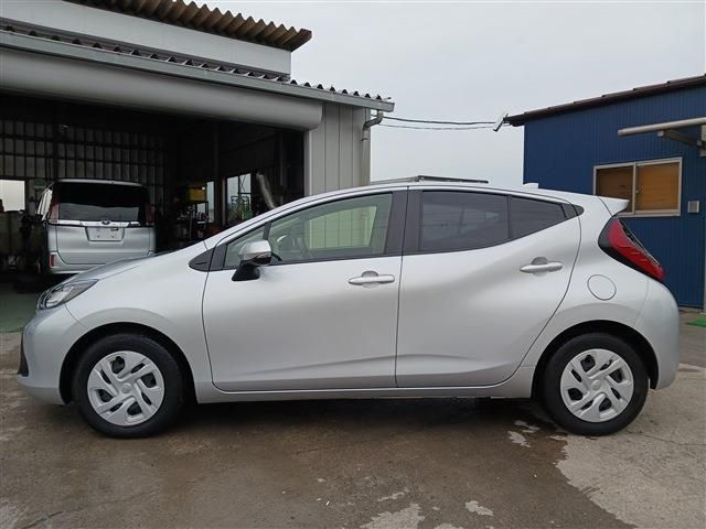 TOYOTA AQUA 2022 Image 31