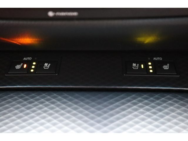 TOYOTA LEXUS GS450H 2019 Image 31