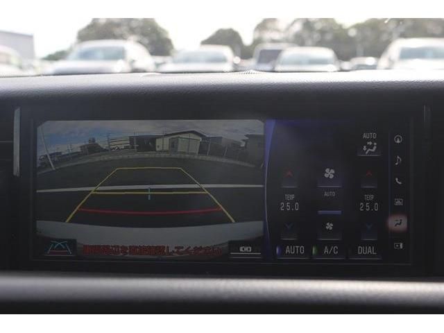 TOYOTA LEXUS IS300 2017 Image 31