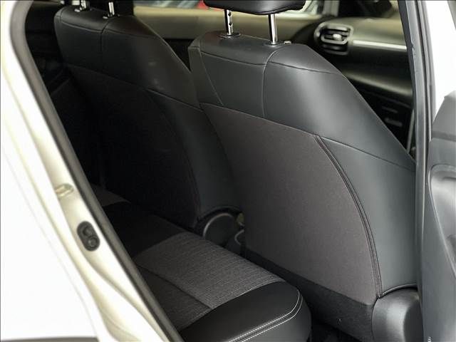 TOYOTA YARIS CROSS HYBRID 2023 Image 31