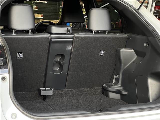 TOYOTA YARIS CROSS HYBRID 2023 Image 31