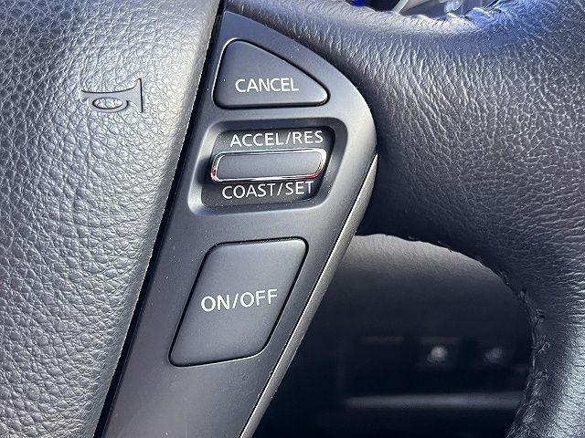 NISSAN ELGRAND 2018 Image 31