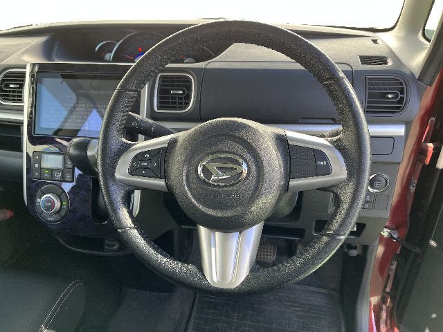 DAIHATSU TANTO CUSTOM 2017 Image 31