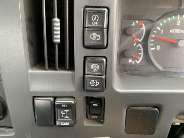 ISUZU FORWARD 2015 Image 31