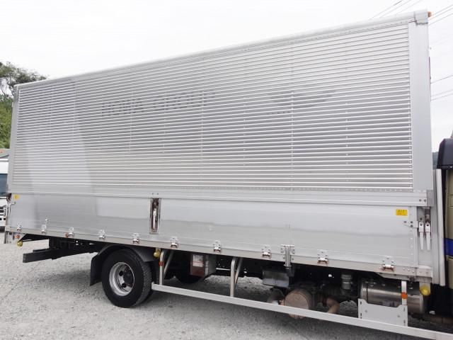 MITSUBISHI FUSOU FIGHTER 2017 Image 31