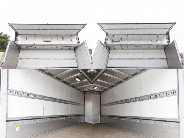 MITSUBISHI FUSOU FIGHTER 2017 Image 31