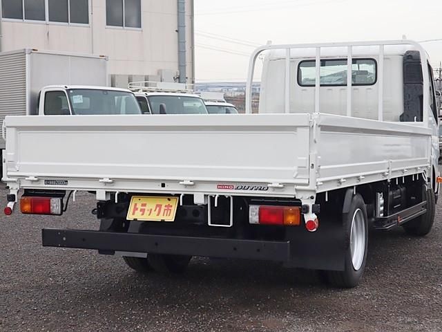 HINO DUTRO 2020 Image 31