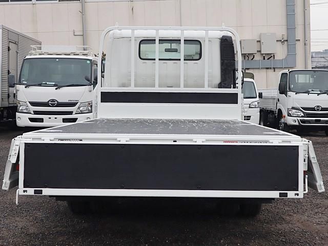 HINO DUTRO 2020 Image 31