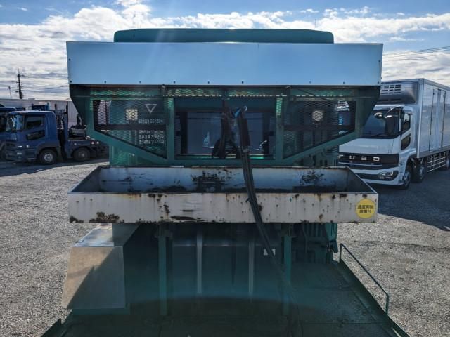 HINO PROFIA 2016 Image 31