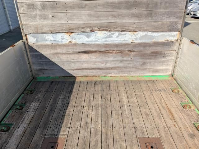 ISUZU GIGA 2013 Image 31